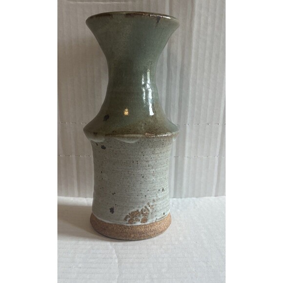 Studio Art Pottery Drip Glaze Sandstone Vase 8.75” Inch" Green Gray Signed - Picture 1 of 12